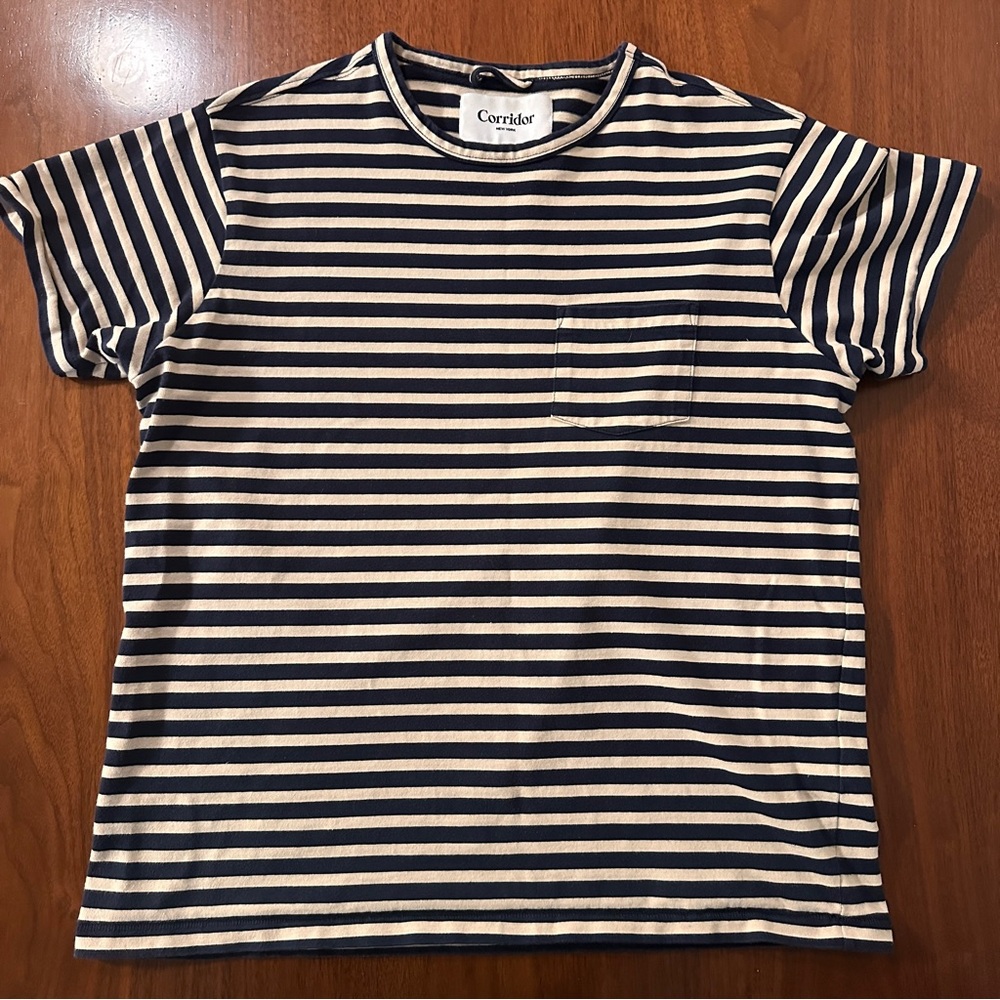 Corridor striped tee